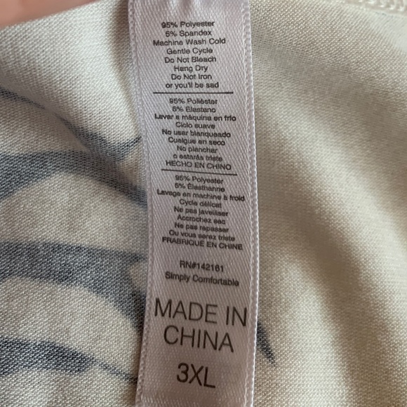 NWT - LuLaRoe Floral Top - Picture 7 of 8